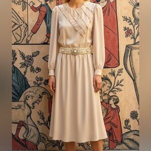 IN THE MOOD 80s Ivory LS Midi Shift Dress w/Sequins Embroidery & Pearls Sz 12